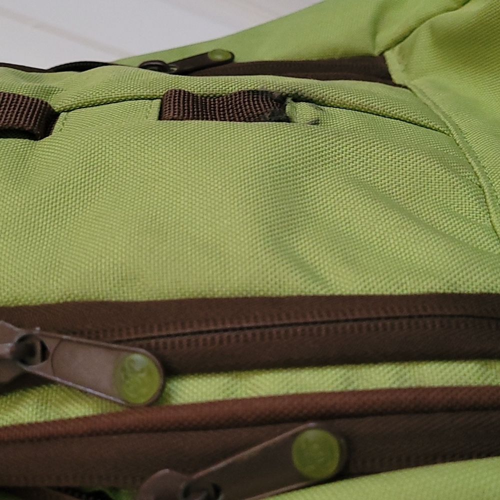 Dakine Mini-Backpack - Picture 2 of 8